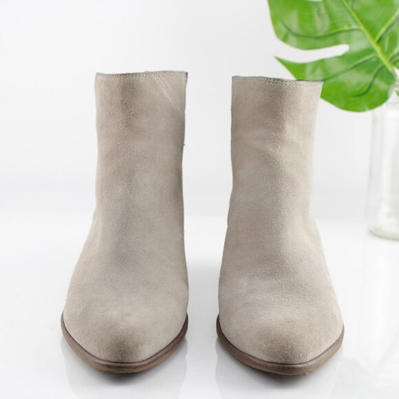 Dolce Vita Womens Cyndie Boot Size 8 Taupe Gray Suede Block Heel Chelsea Bootie - Picture 3 of 12